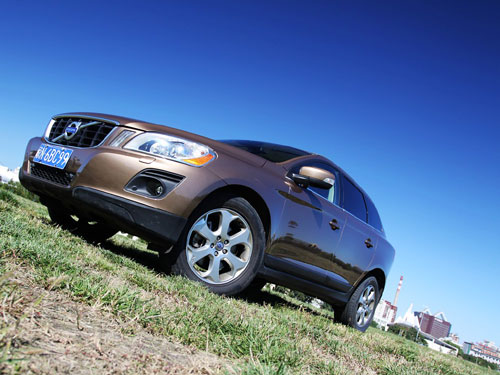 横菜登场 试驾沃尔沃XC60（体验篇）