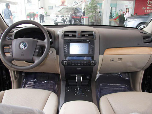 起亚霸锐本月有特价 月底前优惠1.3万元